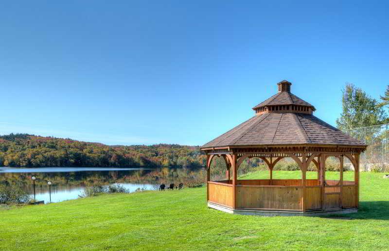 Le Manoir Du Lac Delage Stoneham Exteriör bild