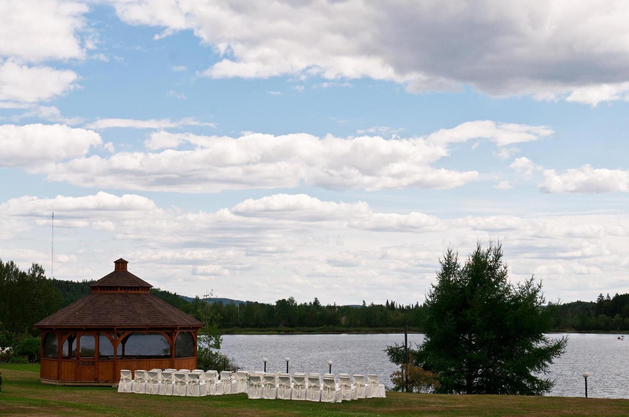 Le Manoir Du Lac Delage Stoneham Exteriör bild